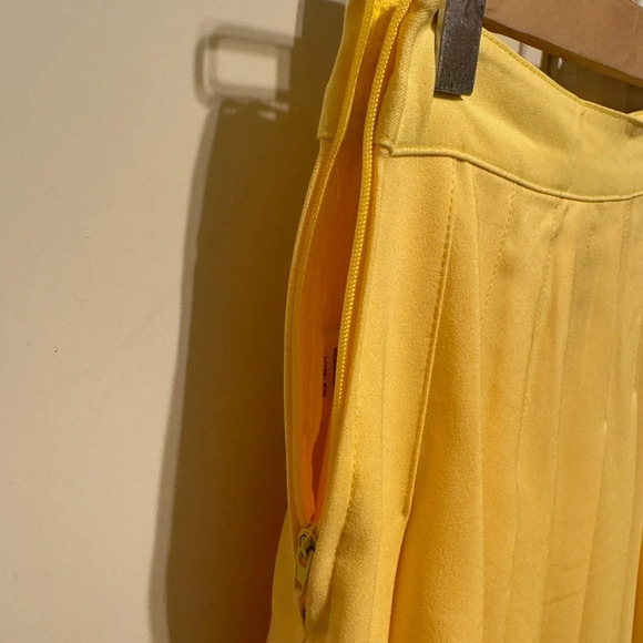 Love Tree Butter Yellow Skirt Sz S - Picture 4 of 9
